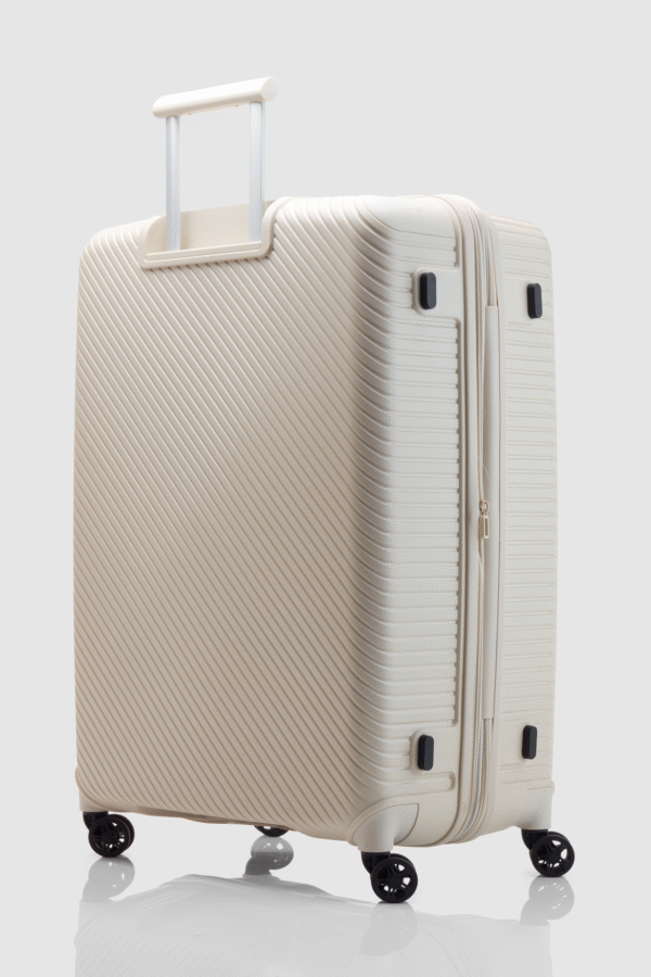 Bondi Check-In 80cm Suitcase - Image 6