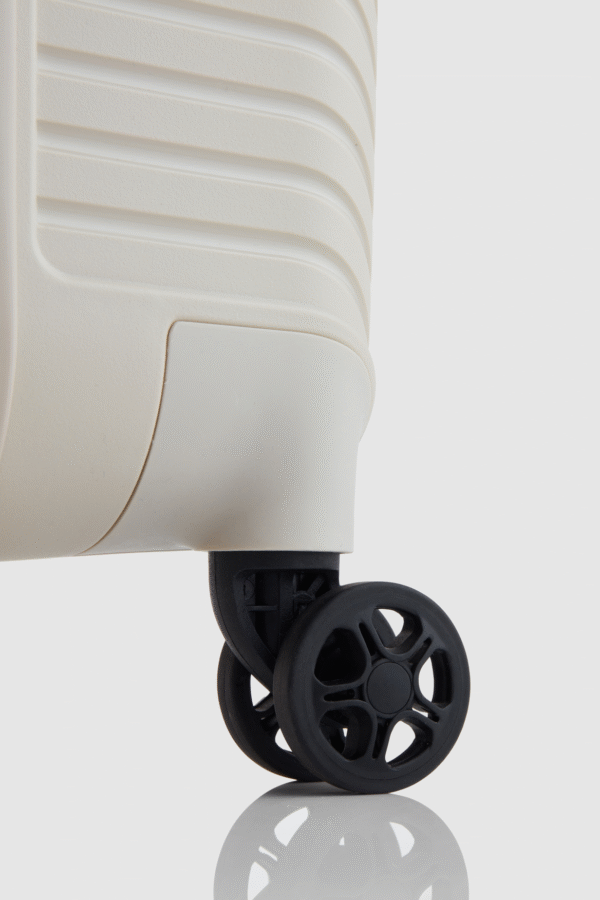 Bondi Check-In 80cm Suitcase - Image 7