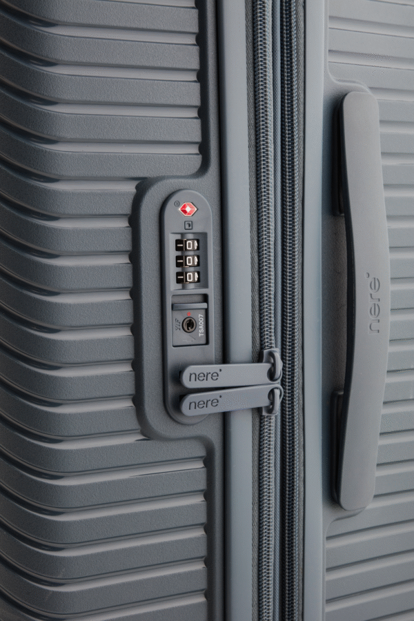 Bondi Check-In 80cm Suitcase - Image 8