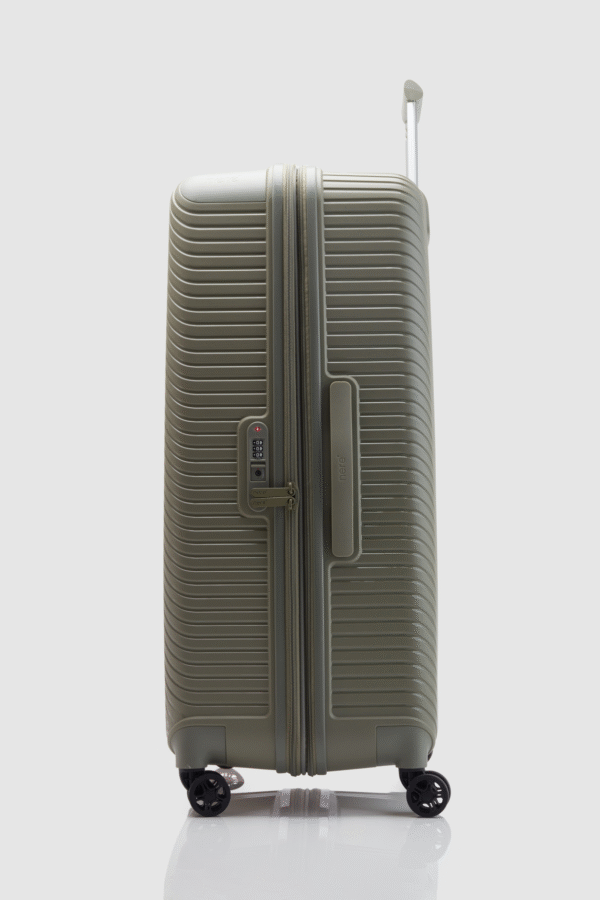Bondi Check-In 80cm Suitcase - Image 3